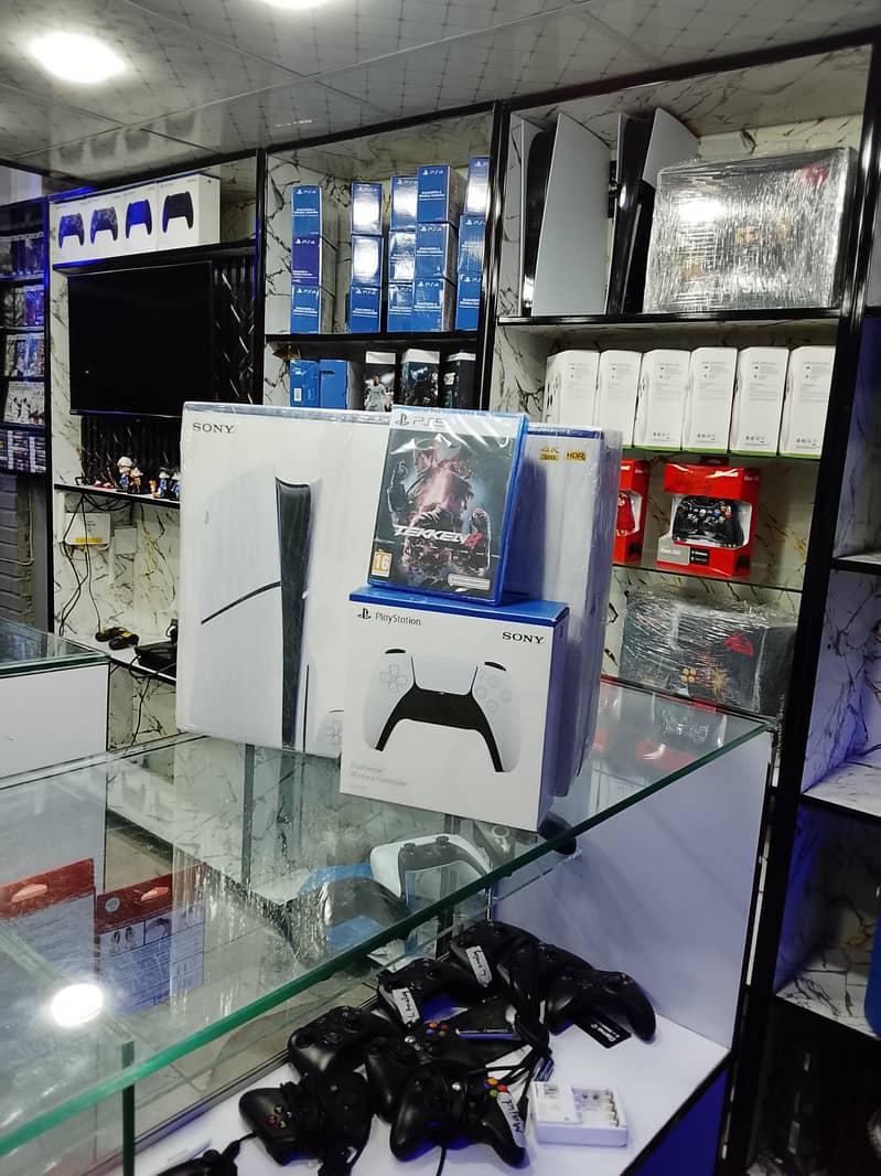 PS5 slim 4