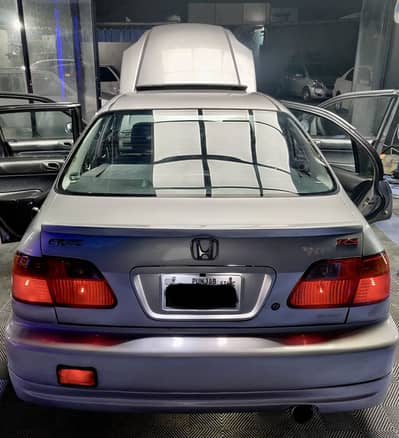 Honda Civic Oriel 2000
