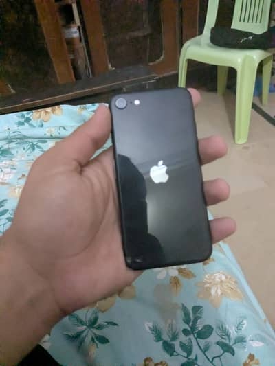 Apple iPhone SE 2020 locked 03715639112