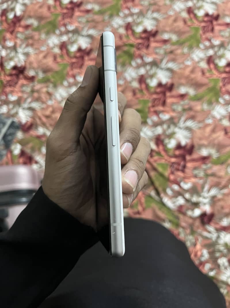 GOOGLE PIXEL 7A 3