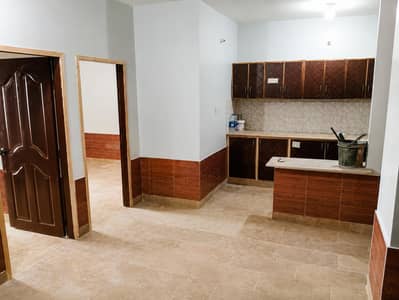 Flat for sale LEASED