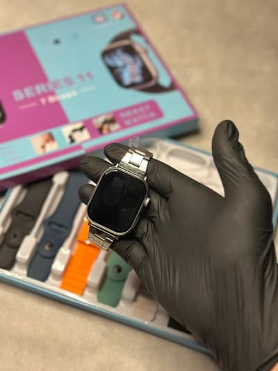 series 11 watch for sale new without any use  fresh piece