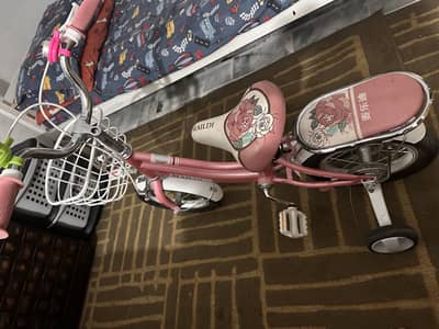 Imported cycle for 3 to 6 year kids