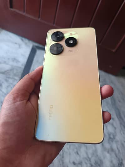 Tecno Spark Go 24