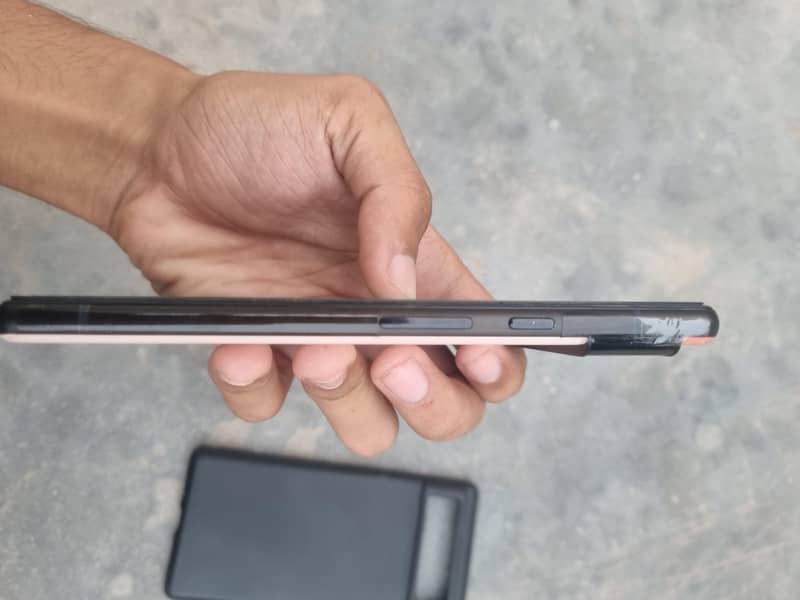 Google Pixel 6 5