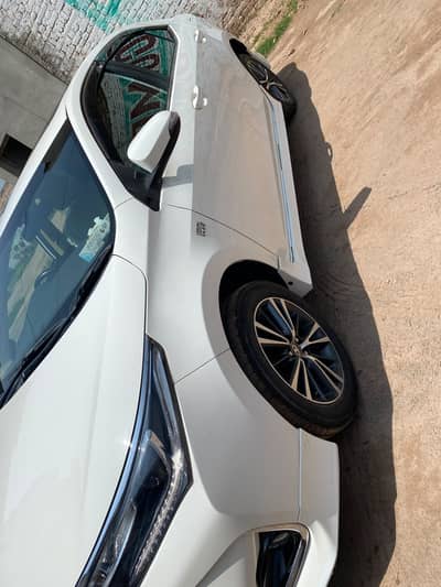 Toyota Altis Grande 1.8 2021