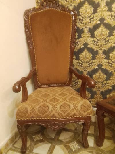 chairs with small table 03060677071