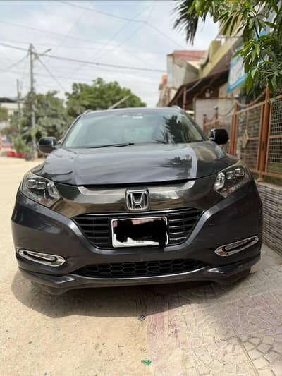 Honda Vezel 2016