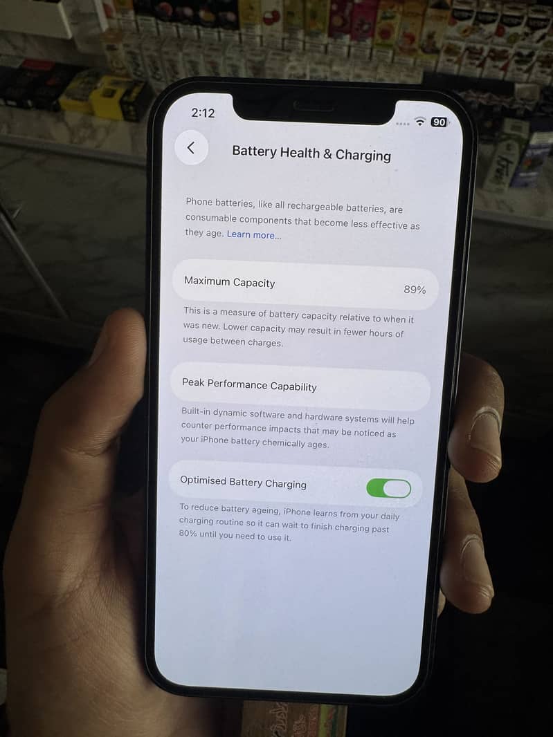 Apple iPhone 12 6