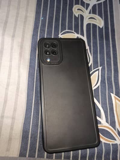 SAMSUNG M12