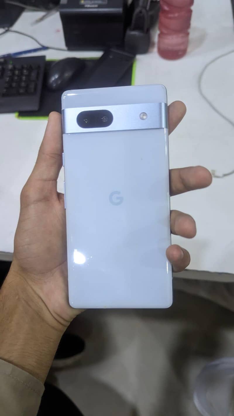 Google Pixel 7a 3