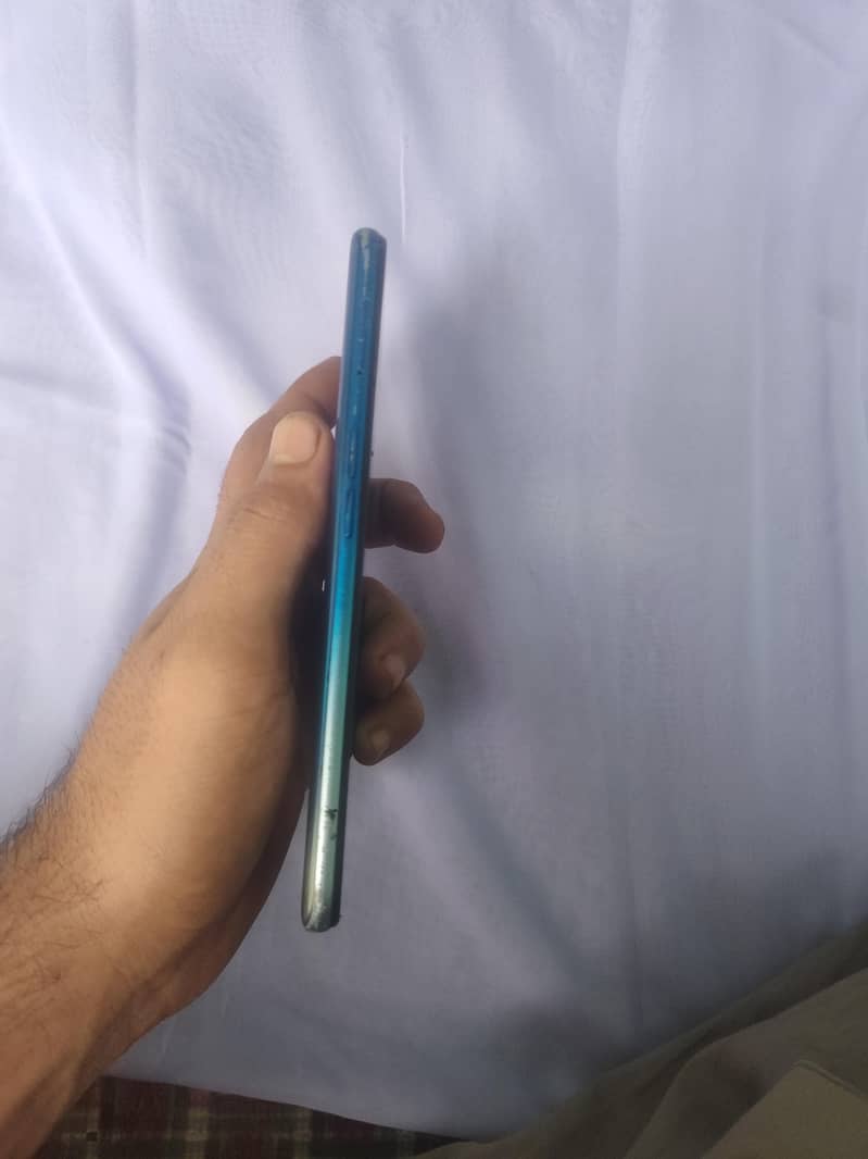 OPPO A54 3