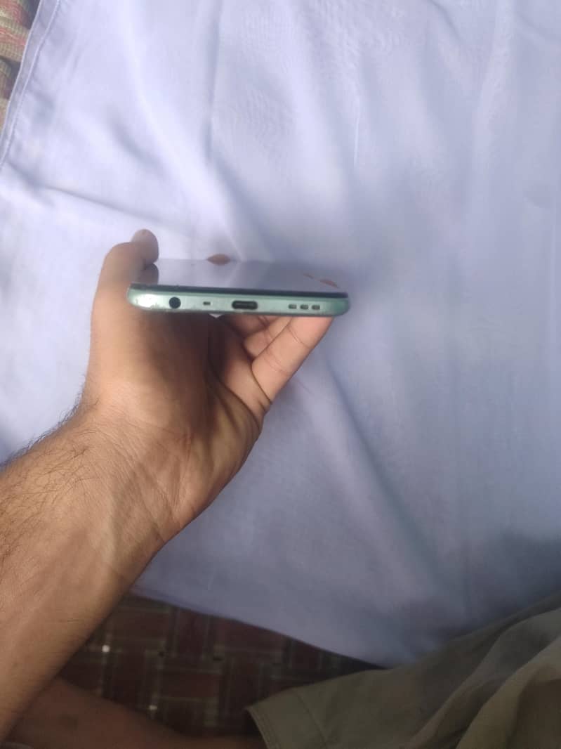 OPPO A54 5
