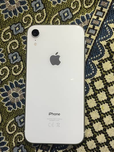 Apple iPhone XR