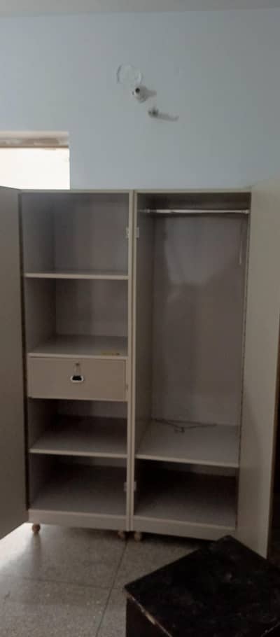 wardrobes-Almari