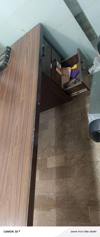 brand new 10 by 9 condition office table with chair
