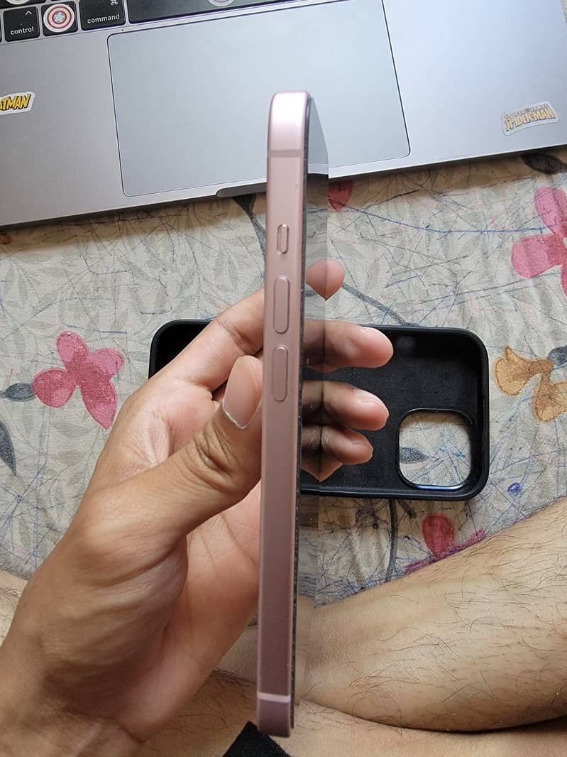 Apple iPhone 15 1
