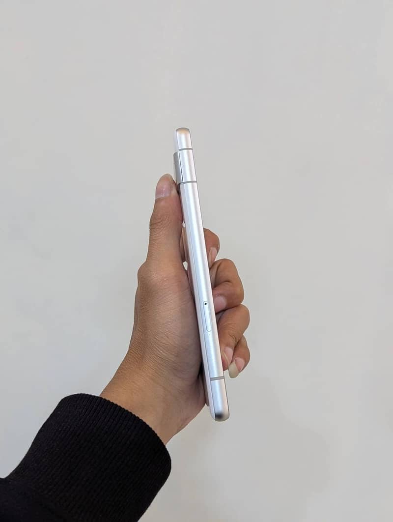 Google Pixel 7a 3
