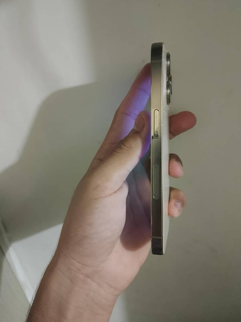 iphone 14 pro 0