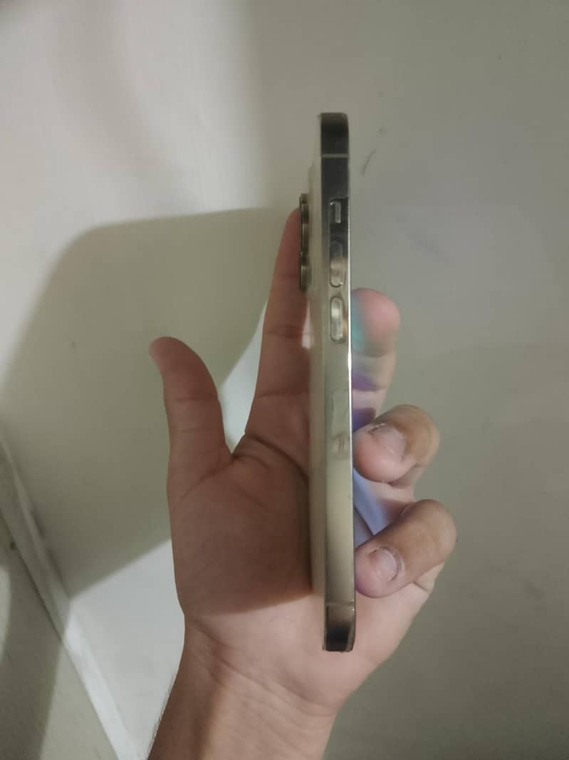 iphone 14 pro 3