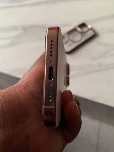 Apple iPhone 16 Pro