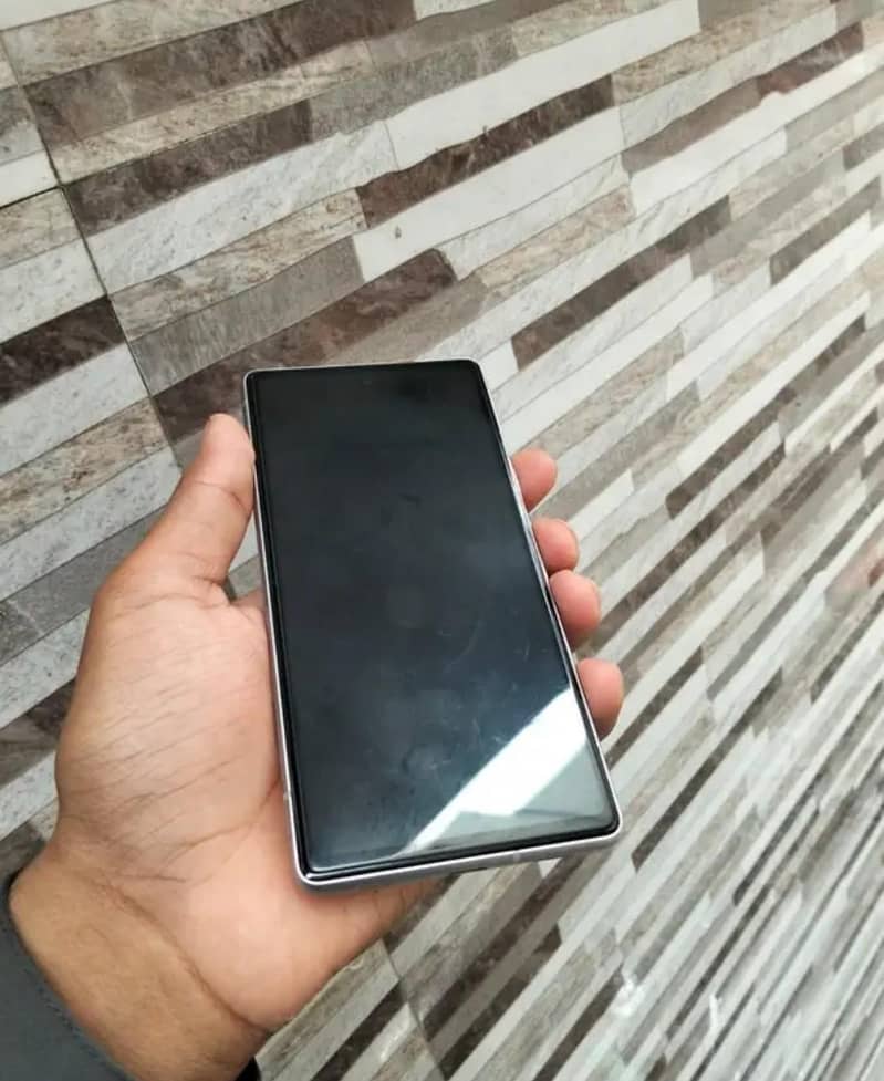 Google Pixel 7a 1