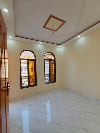 Gulshan-E-Iqbal Block 18 350 Sq Yard Double Storey Bungalow Bed With 2 Kitchen Best For 2 Families Joint Families