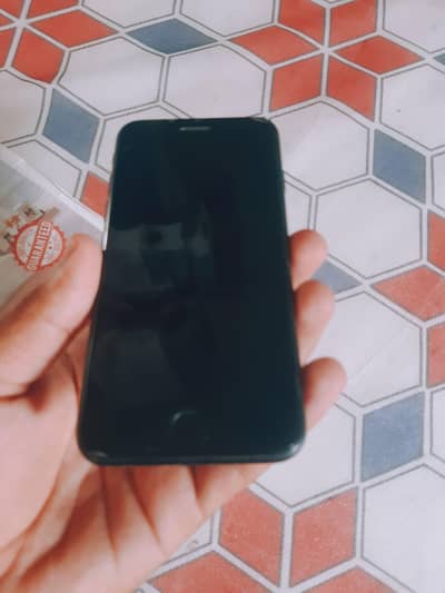 Apple iPhone 7