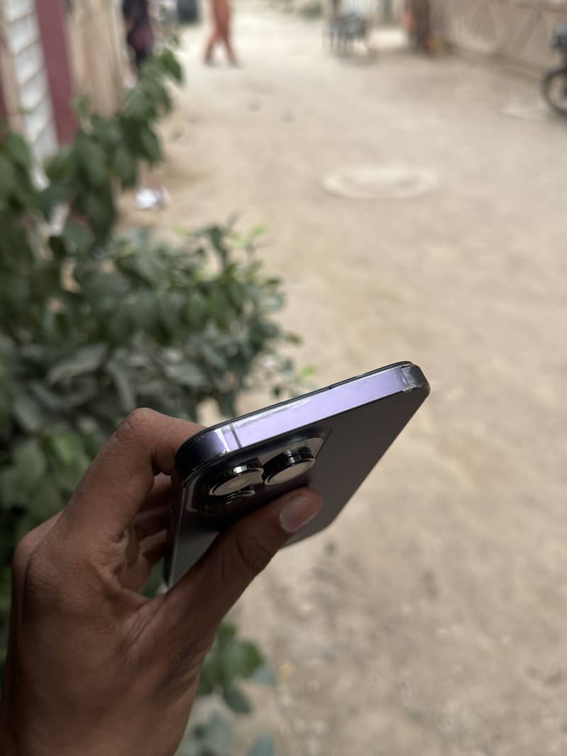Iphone 14 pro max 4