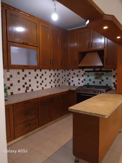 Saima presidency 2 bed dd for rent