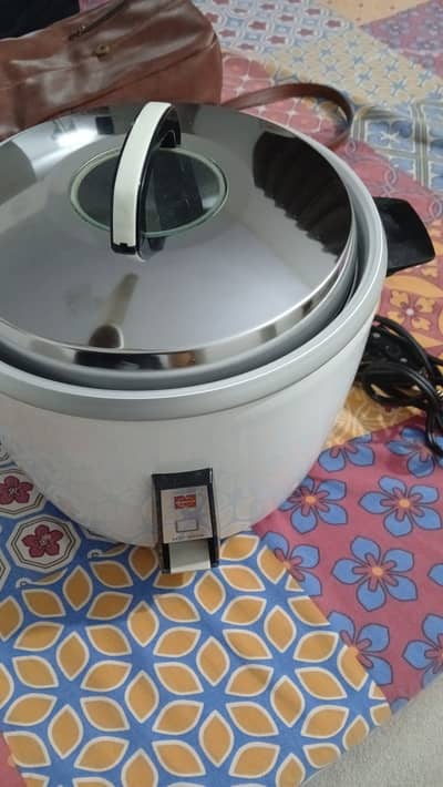 National rice cooker