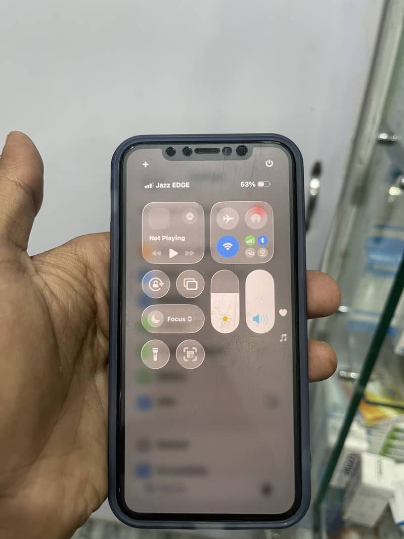 Apple iPhone 11 Pro 2
