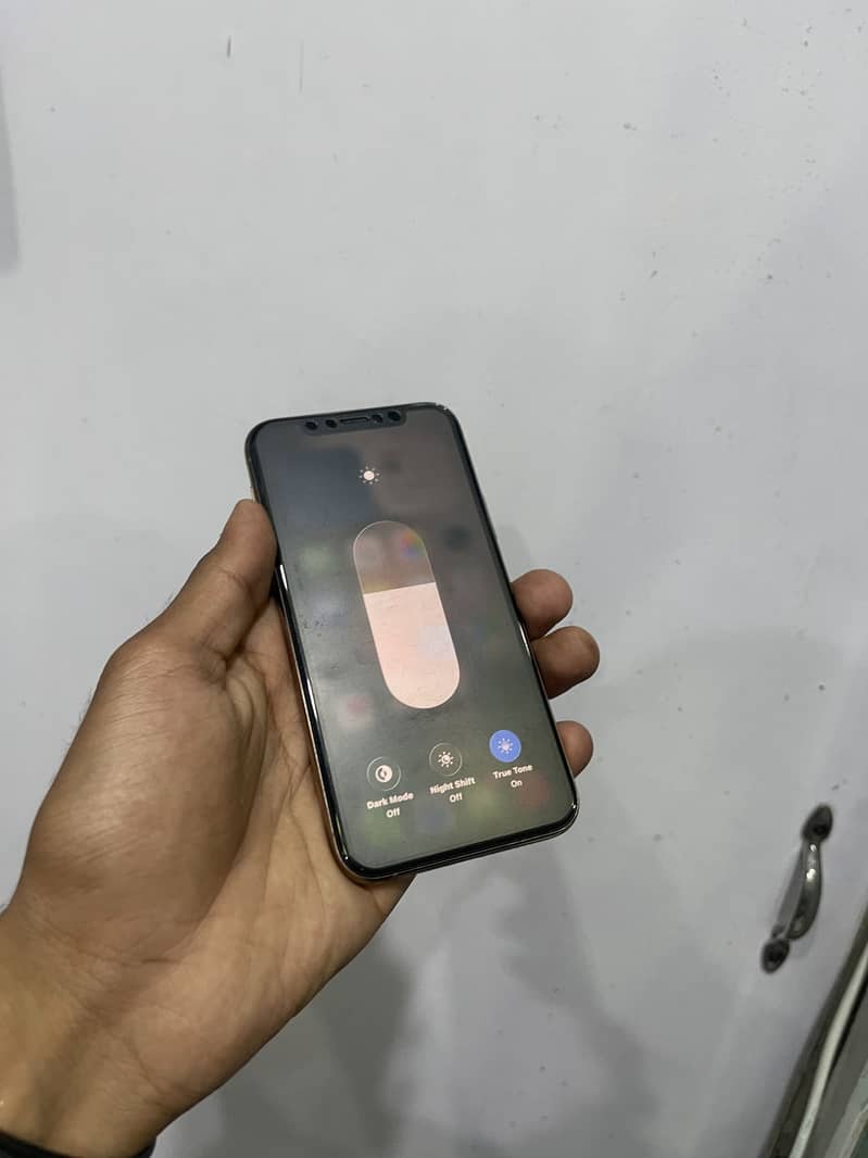Apple iPhone 11 Pro 3