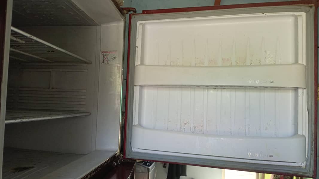 Full Size Fridge 0
