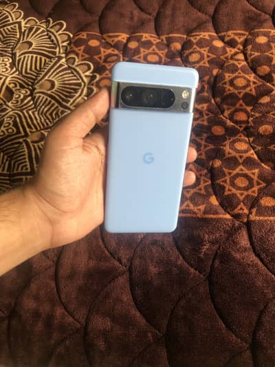 Google Pixel 8 Pro