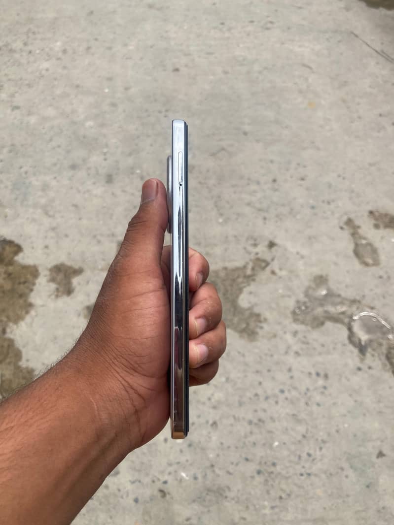 Tecno CAMON 30 5