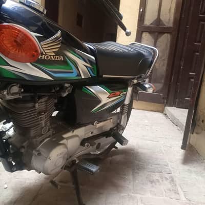 Honda 125 22/23