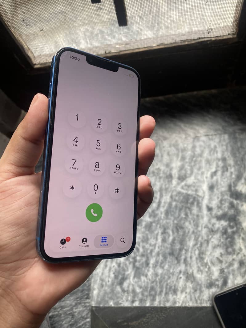 Apple iPhone 13 6