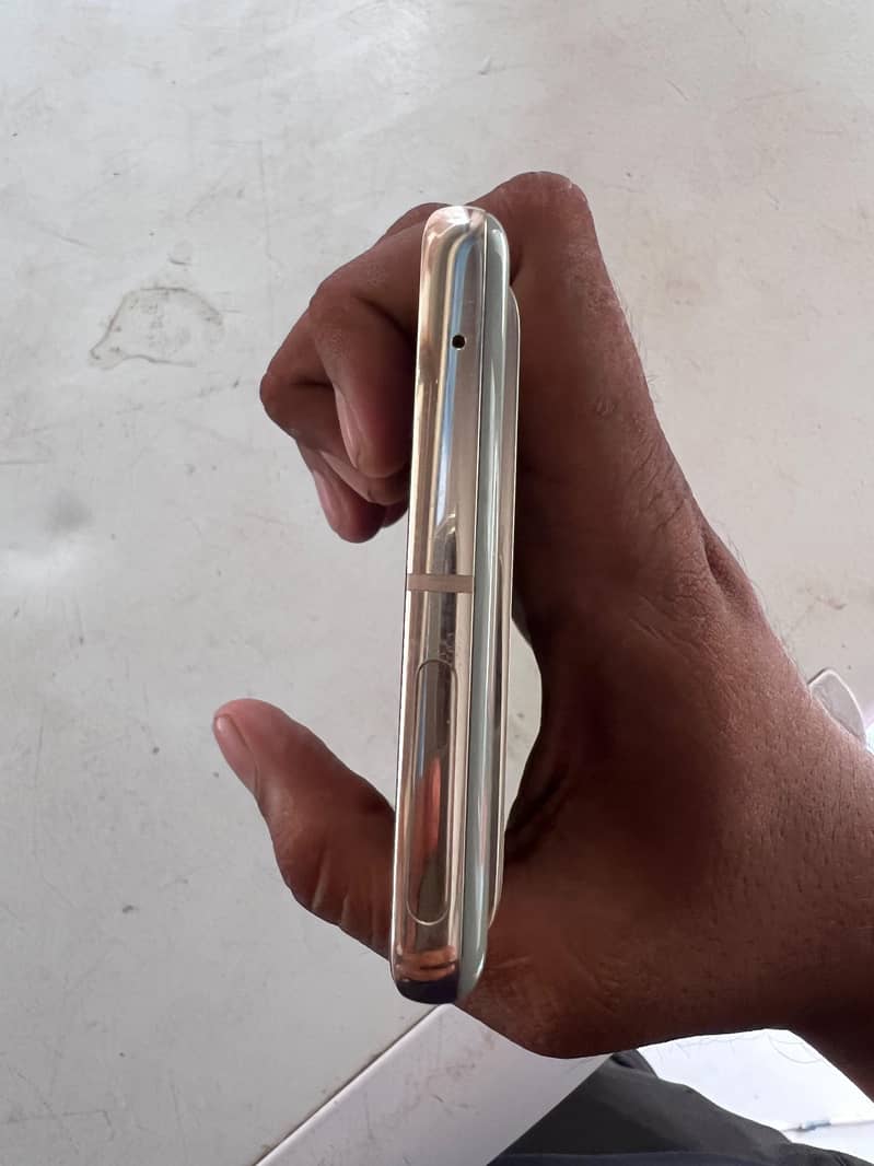 Google Pixel 7 Pro 4