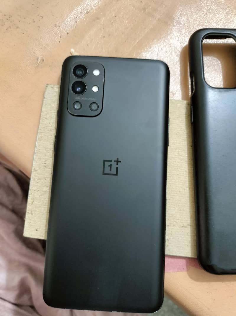 One Plus 9R 2
