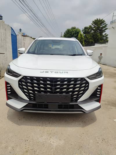 Jetour X70 Plus Deluxe 2026 | 1,550 KM | Unregistered | Panoramic Roof