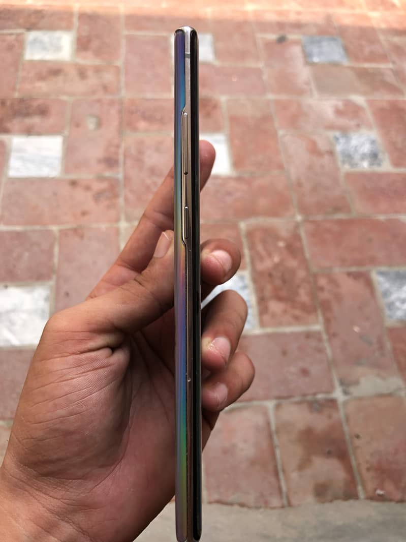 Samsung Mobile Note 10 Plus 4