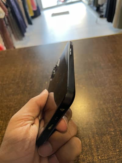 Realme C35