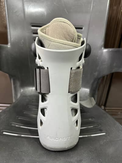 Aircast Boot