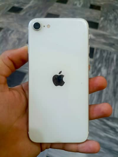 iPhone SE 2020 – 128GB (PTA Approved) – White