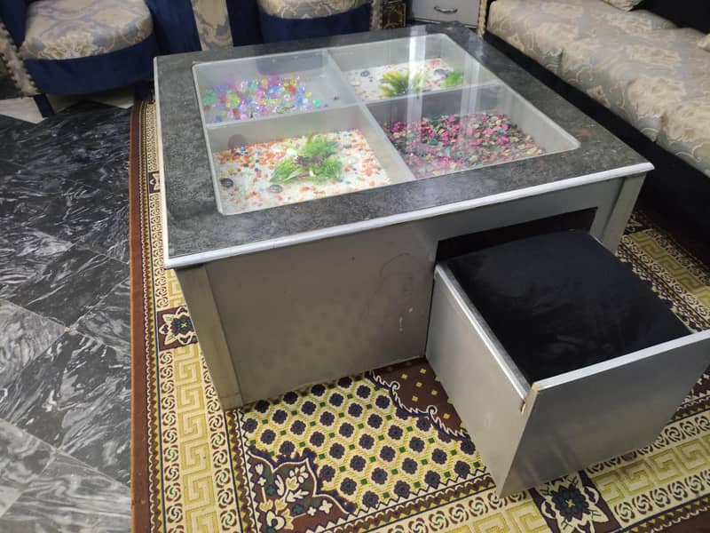 good condition center table 1