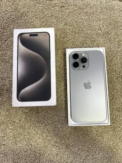 iPhone 15pro max 256gb jv with box