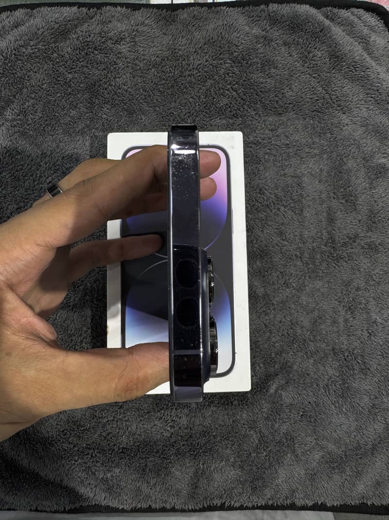 Apple iPhone 14 Pro Max 3