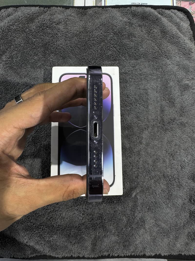 Apple iPhone 14 Pro Max 4
