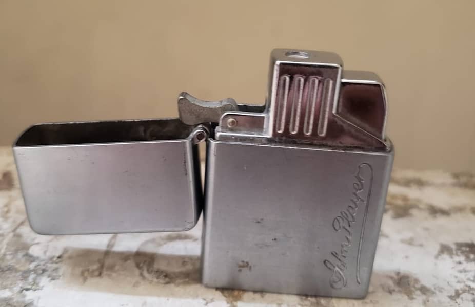 John player lighter 5